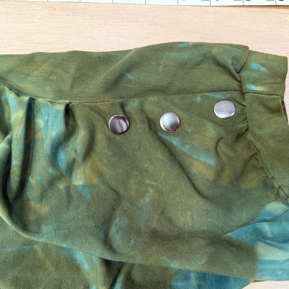 NWOT CROSSFOX limited edition MEDIUM tempest breeches greens and blues - Picture 6 of 14